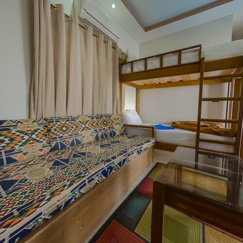 38f6d3c2-e4f2-45a6-a77a-1c06721433e8