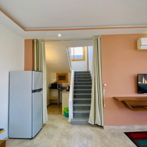 6d16b1f9-413a-45e5-b8ba-51dcfd6240f2