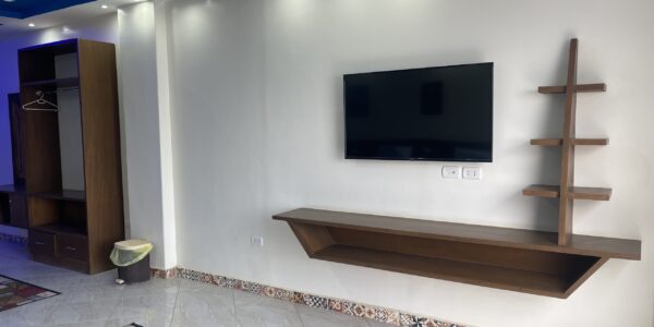 Triple suite